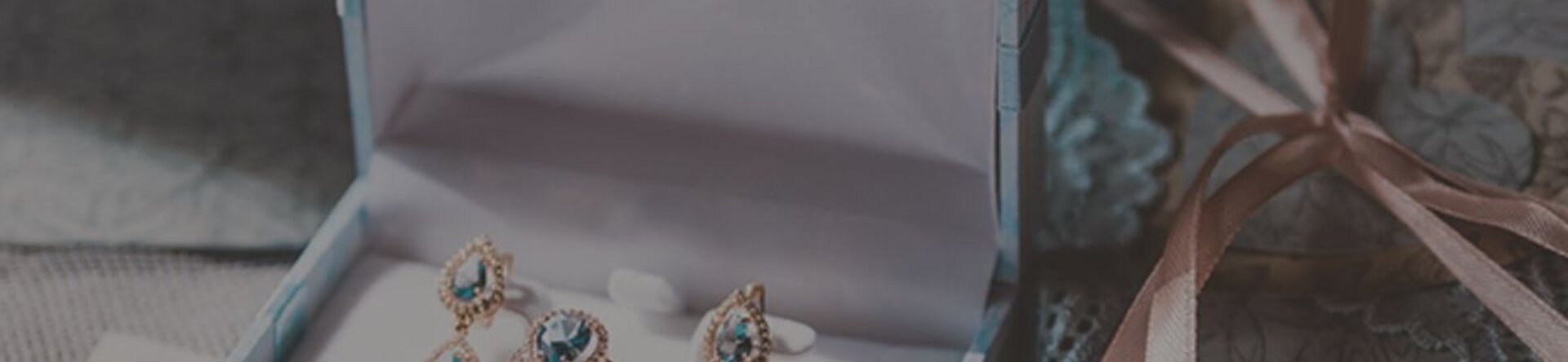 Latest innovations in jewellery display and packaging